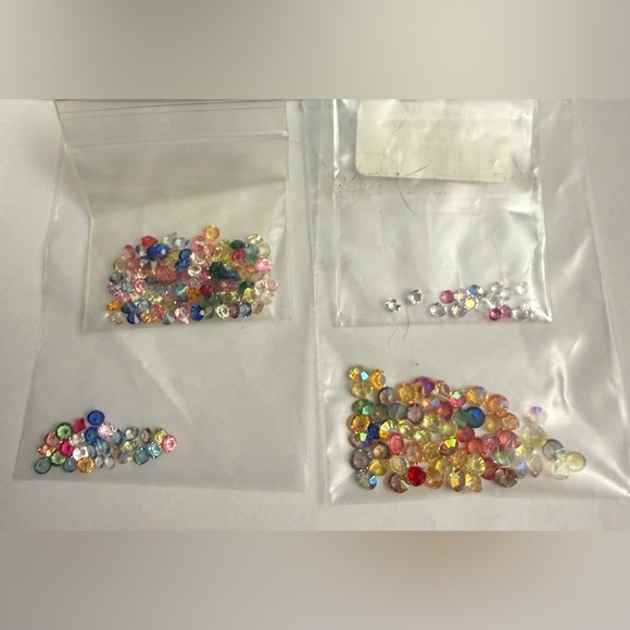 Floating Locket Charms - Picture 11 of 14